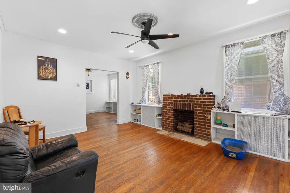 6211 WAYNE AVENUE Philadelphia, PA 19144