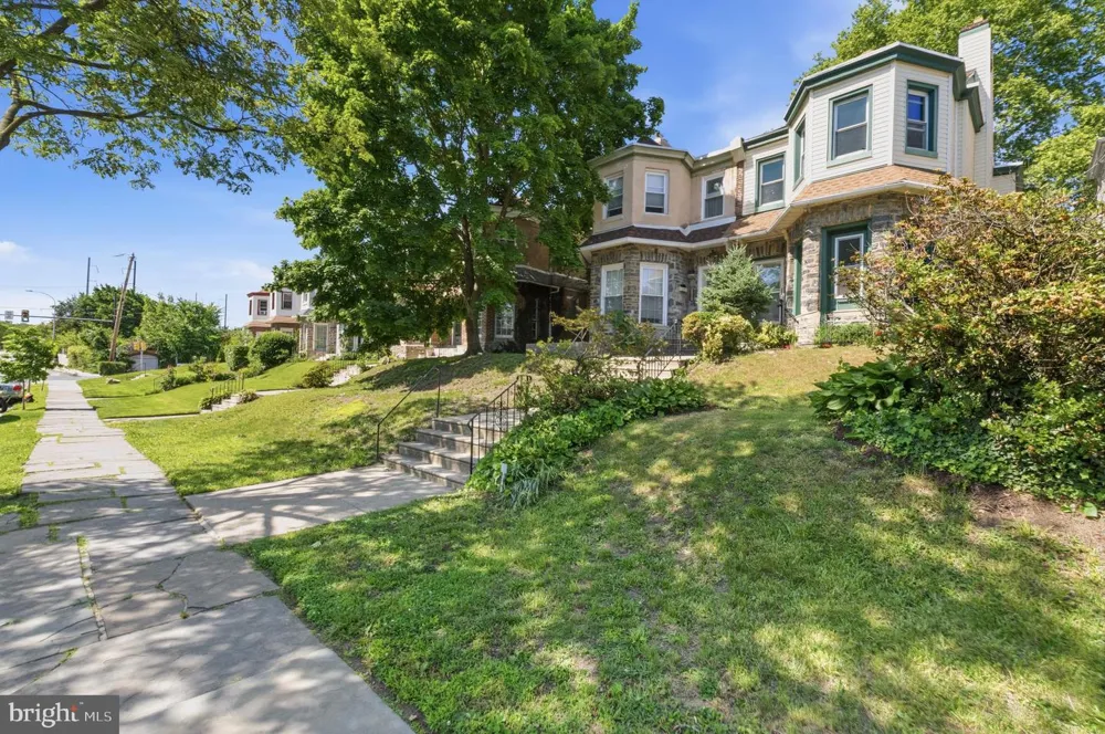 6211 WAYNE AVENUE Philadelphia, PA 19144
