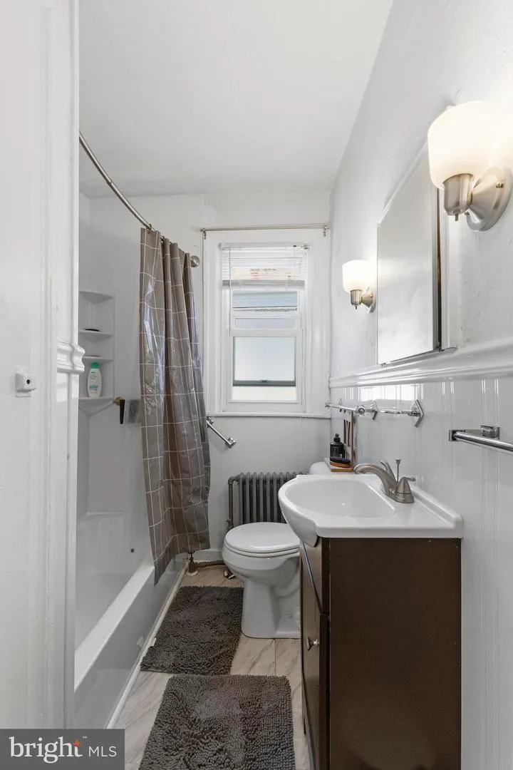 6211 WAYNE AVENUE Philadelphia, PA 19144