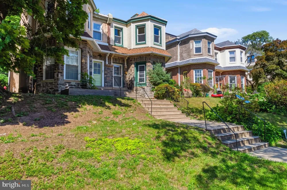 6211 WAYNE AVENUE Philadelphia, PA 19144
