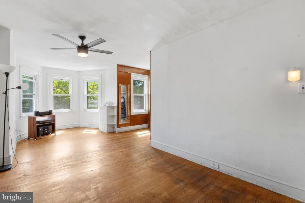 6211 WAYNE AVENUE Philadelphia, PA 19144