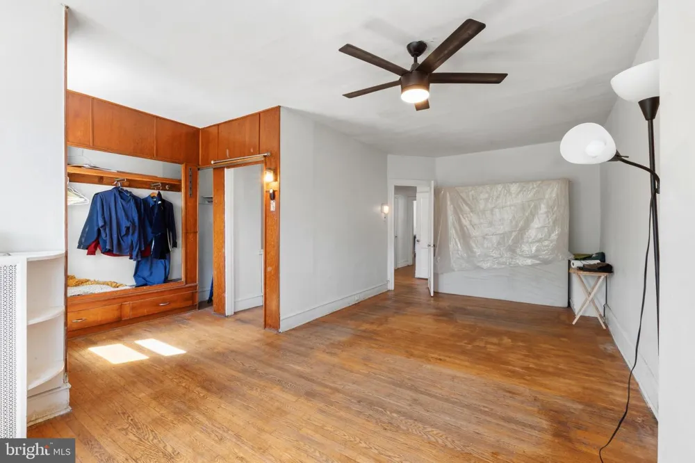 6211 WAYNE AVENUE Philadelphia, PA 19144