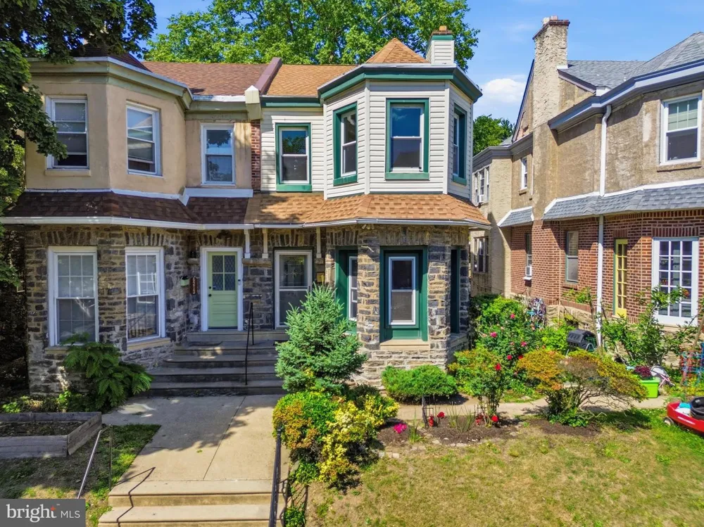 6211 WAYNE AVENUE Philadelphia, PA 19144