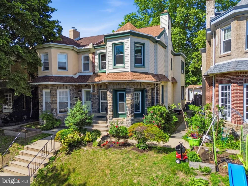6211 WAYNE AVENUE Philadelphia, PA 19144