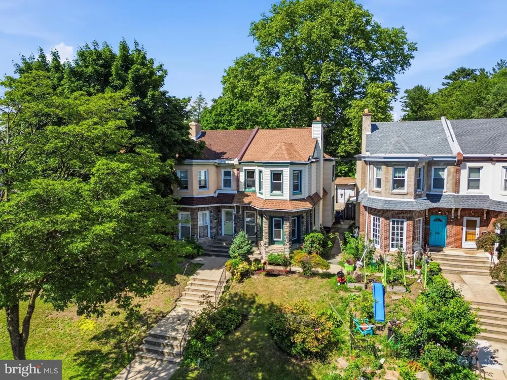 6211 WAYNE AVENUE Philadelphia, PA 19144