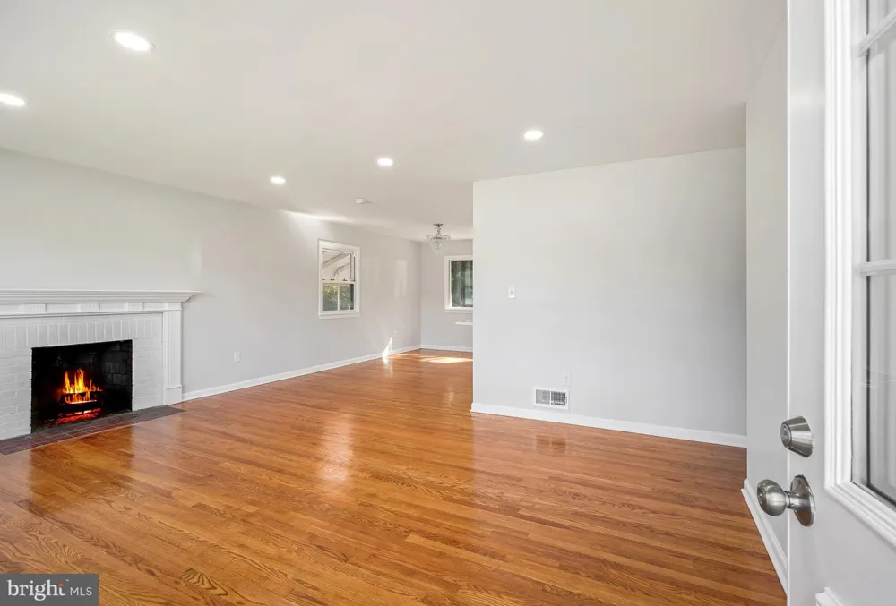 11309 CHERRY HILL ROAD Beltsville, MD 20705