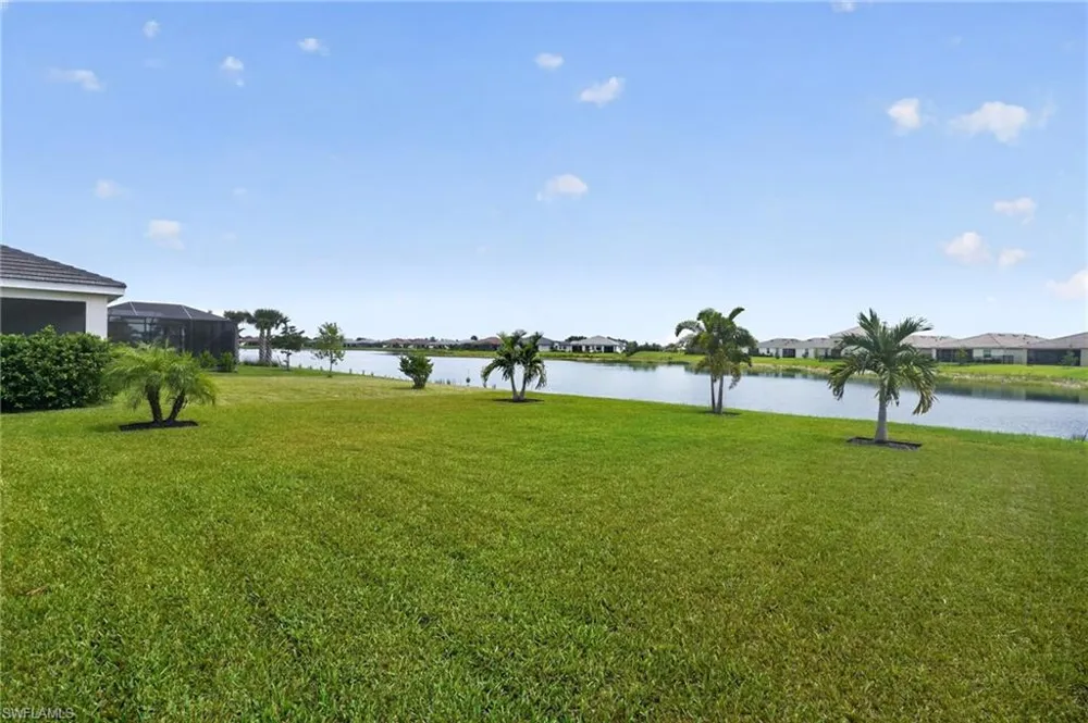 3943 E Hampton Circle Alva, FL 33920