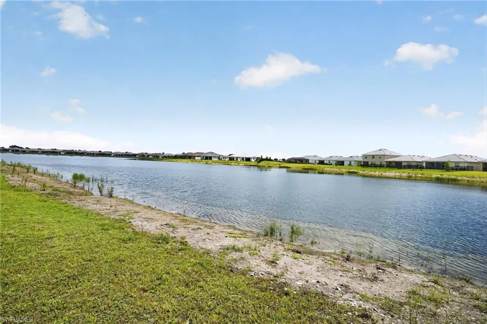 3943 E Hampton Circle Alva, FL 33920