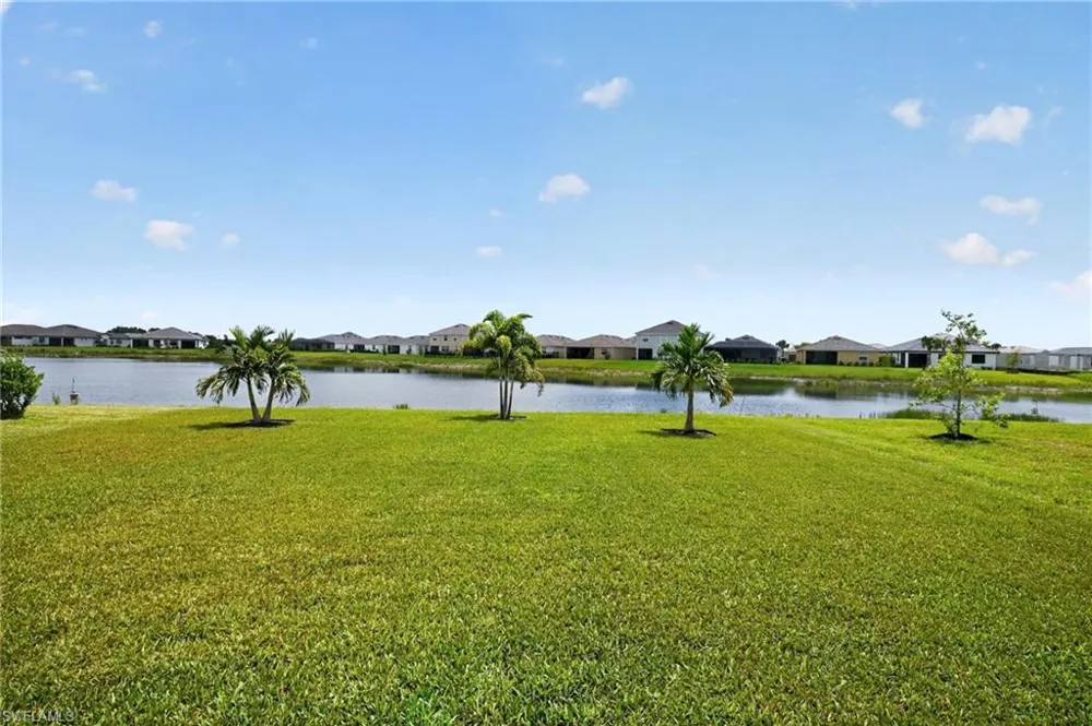 3943 E Hampton Circle Alva, FL 33920