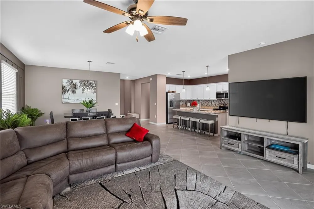 3943 E Hampton Circle Alva, FL 33920