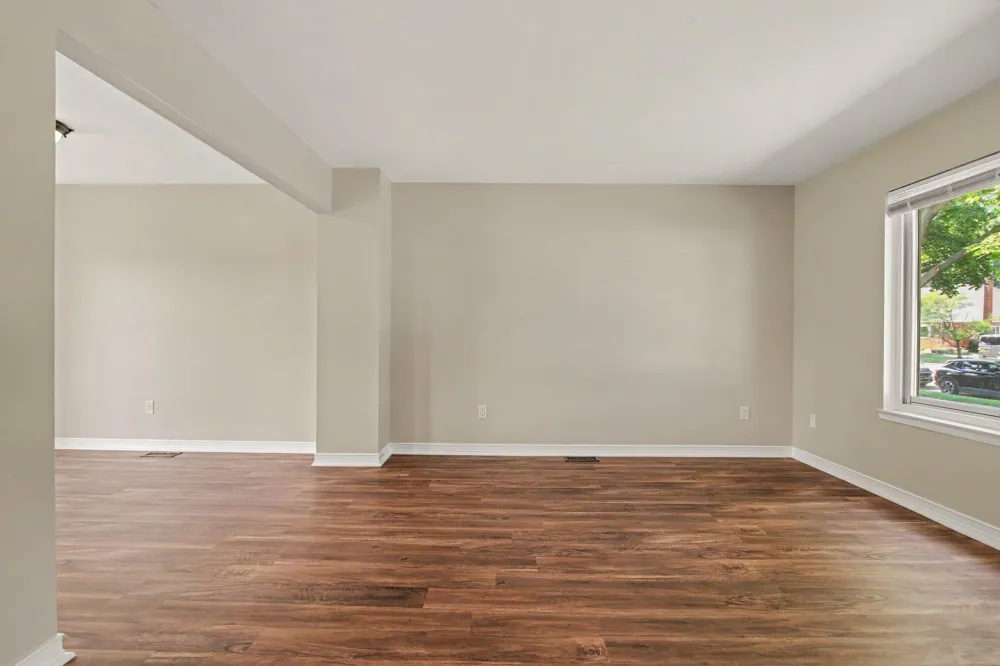 227 Sheffield Drive Saline City, MI 48176