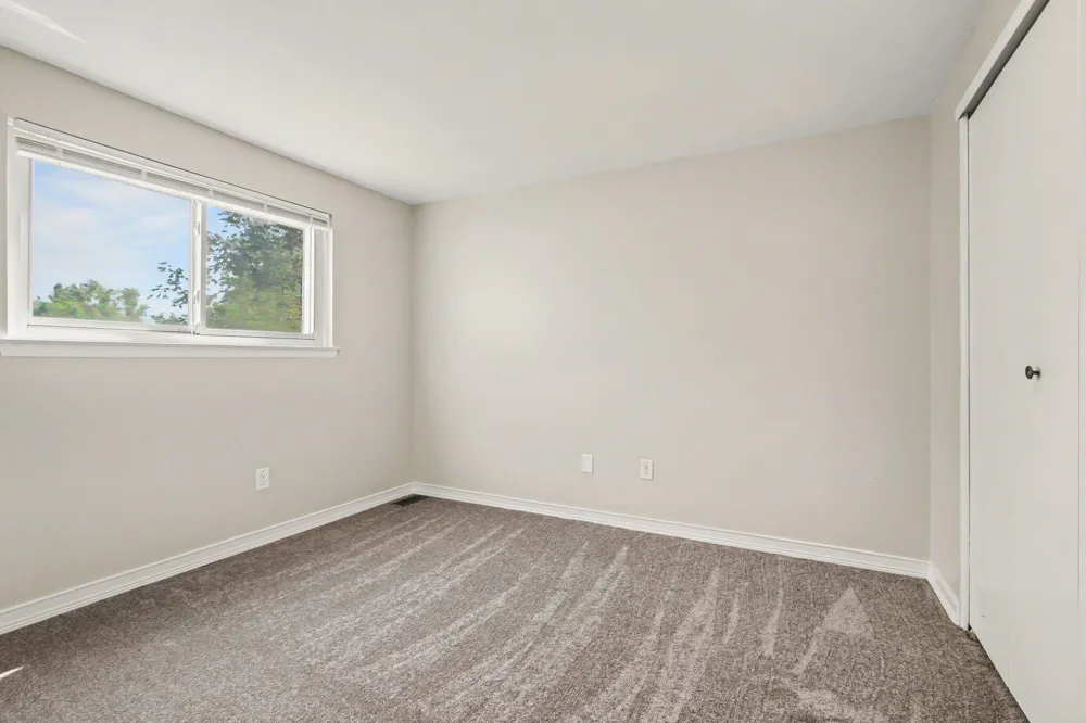 227 Sheffield Drive Saline City, MI 48176