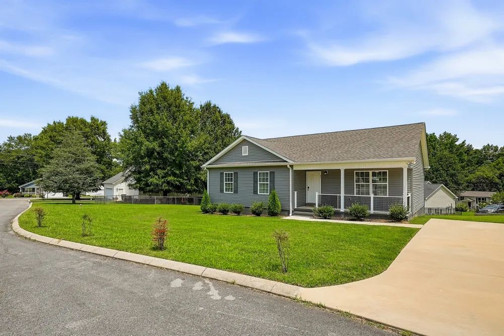 41 Chisam Ct McMinnville, TN 37110