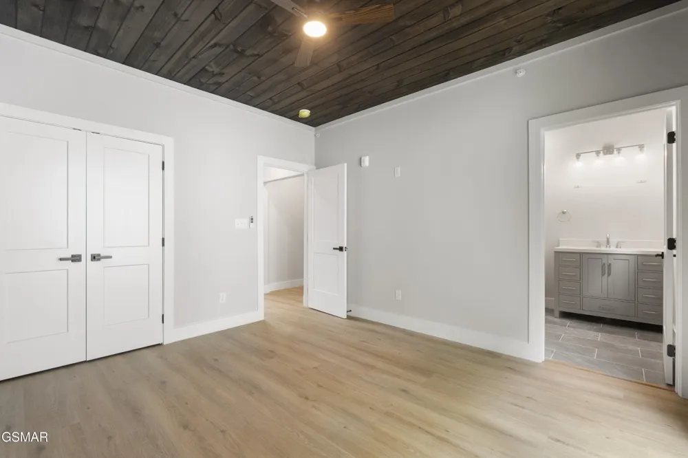 215 Circle Drive #5 Gatlinburg, TN 37738