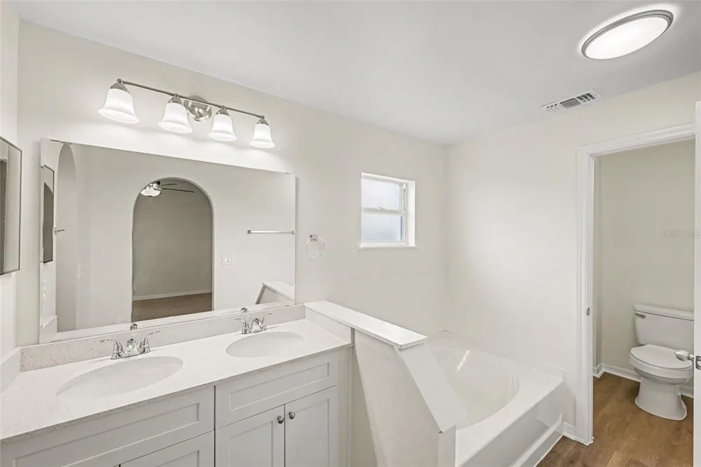 287 DELAKE ROAD NW Palm Bay, FL 32907