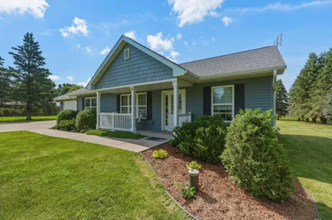 1423 County Road Gg