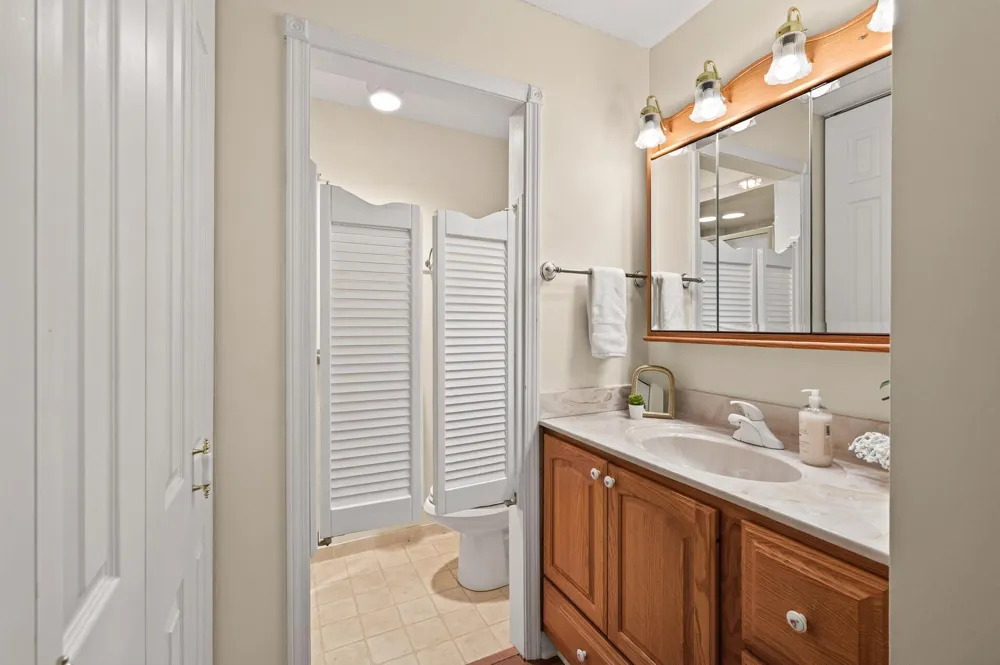 2800 Hamline Avenue #102 Roseville, MN 55113