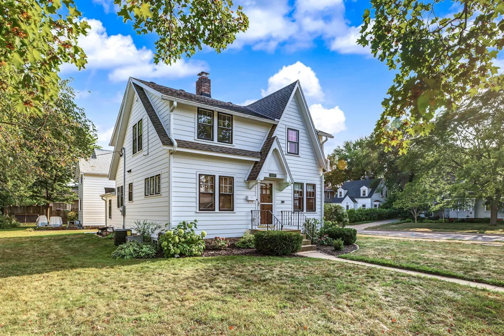 539 W Grand Avenue Eau Claire, WI 54703