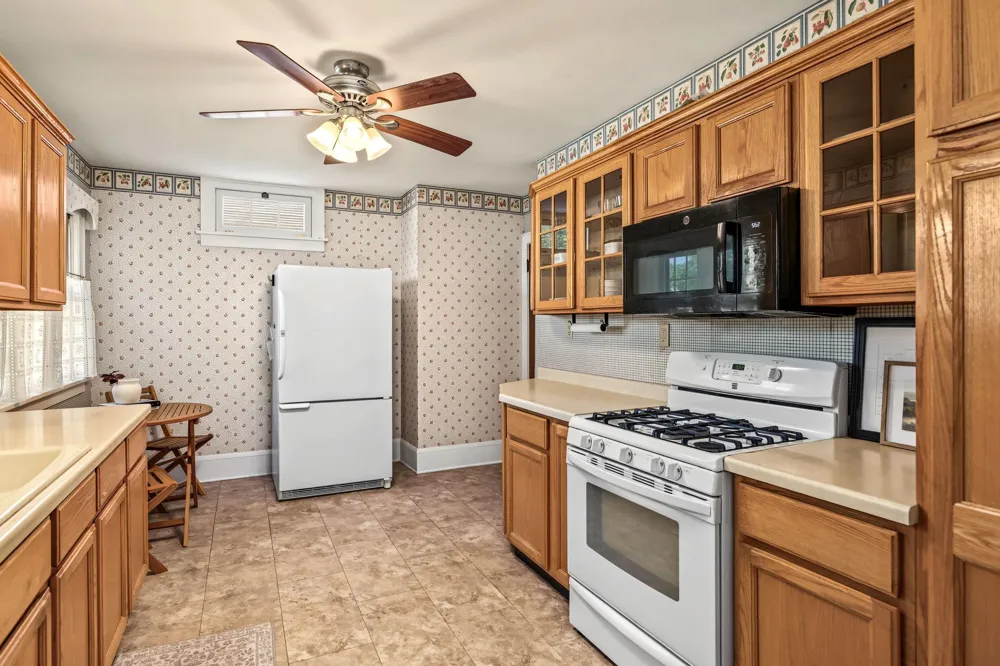 539 W Grand Avenue Eau Claire, WI 54703