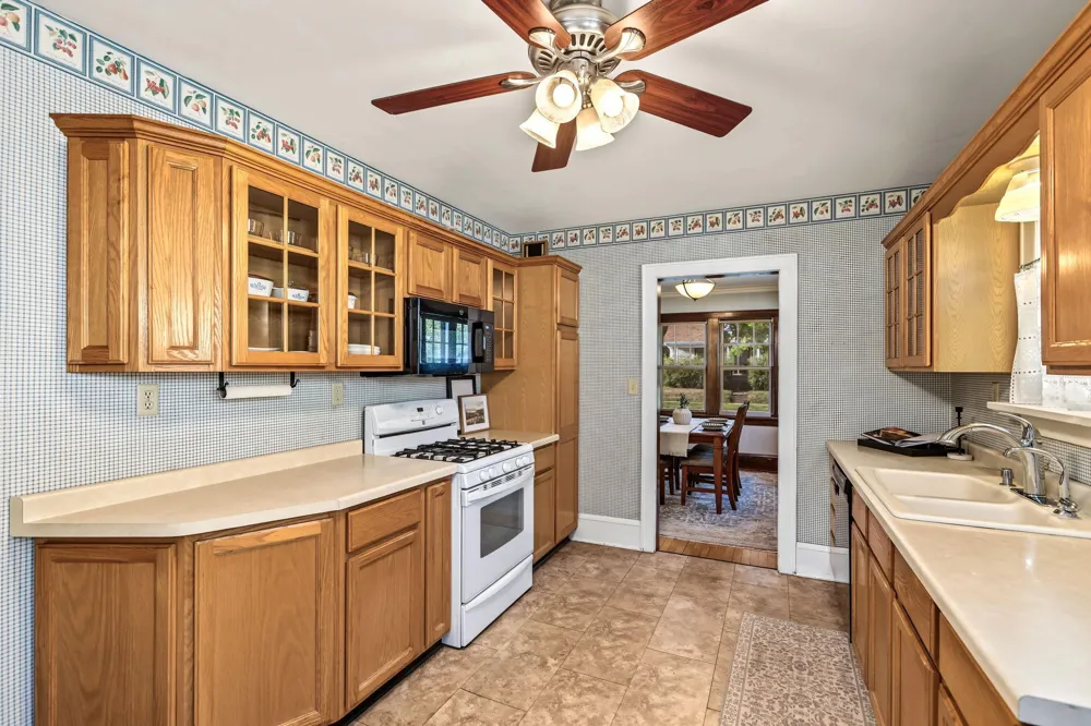 539 W Grand Avenue Eau Claire, WI 54703