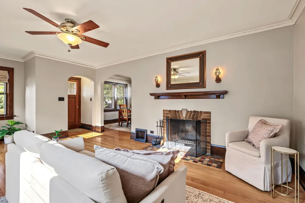 539 W Grand Avenue Eau Claire, WI 54703