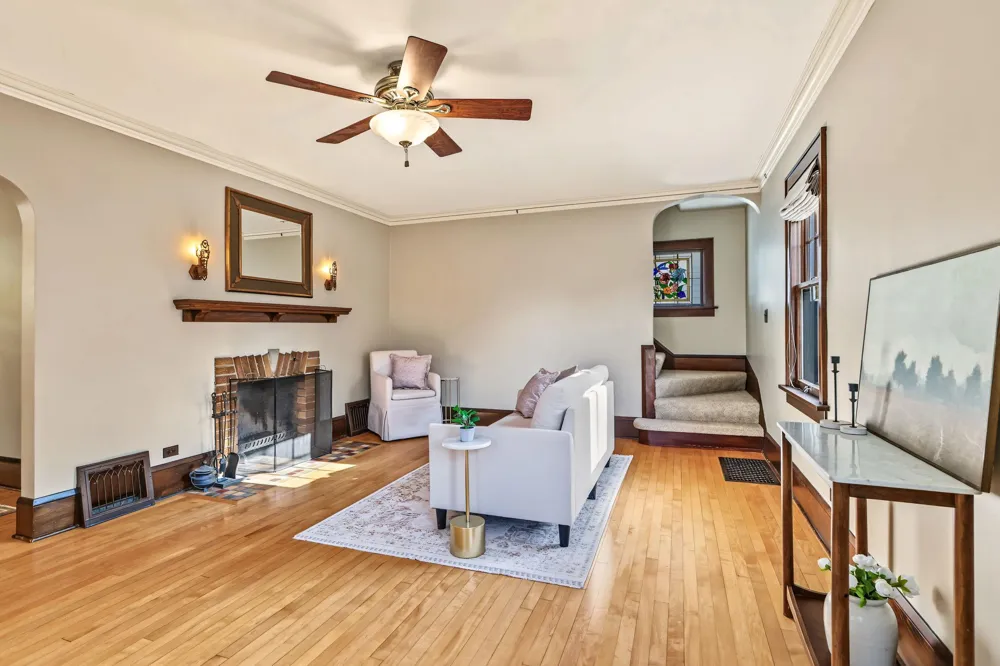 539 W Grand Avenue Eau Claire, WI 54703