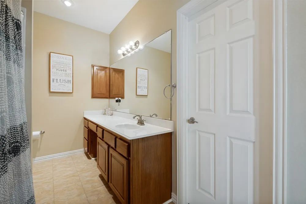 211 Bush Circle Ferris, TX 75125
