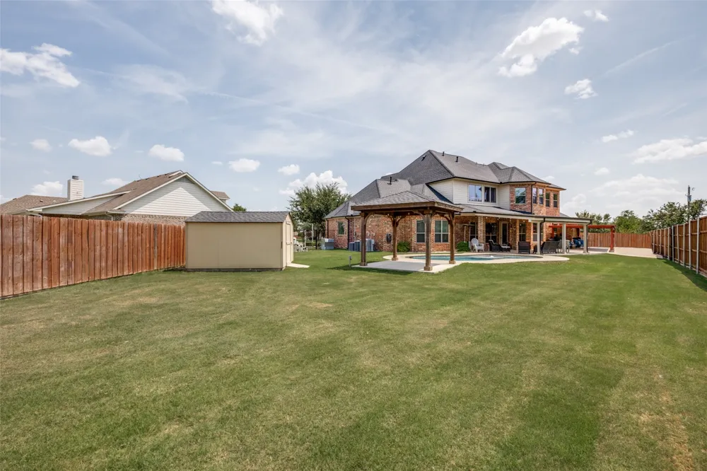 211 Bush Circle Ferris, TX 75125