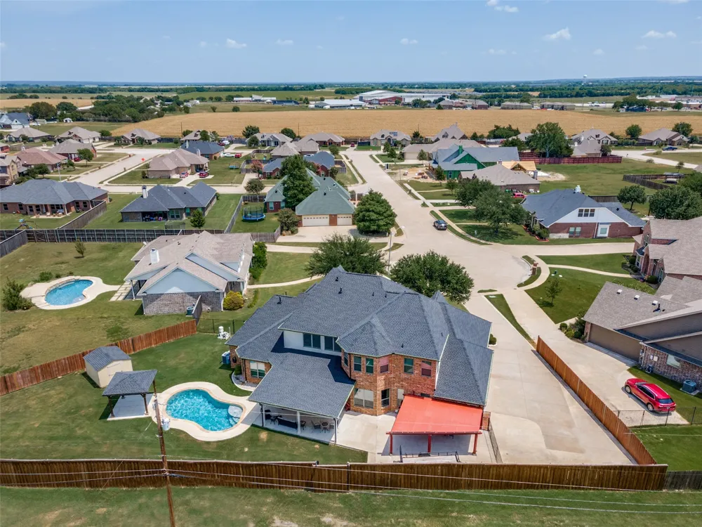 211 Bush Circle Ferris, TX 75125