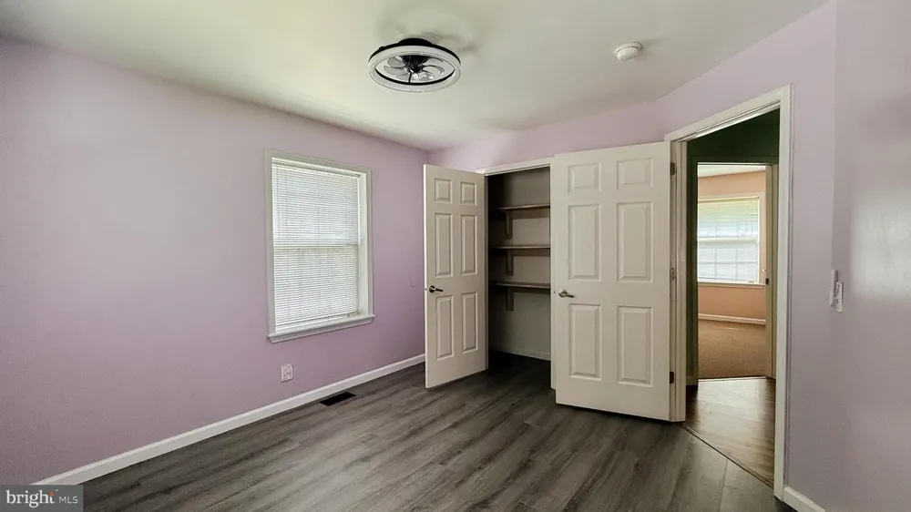 811 LONG POINT ROAD Hague, VA 22469