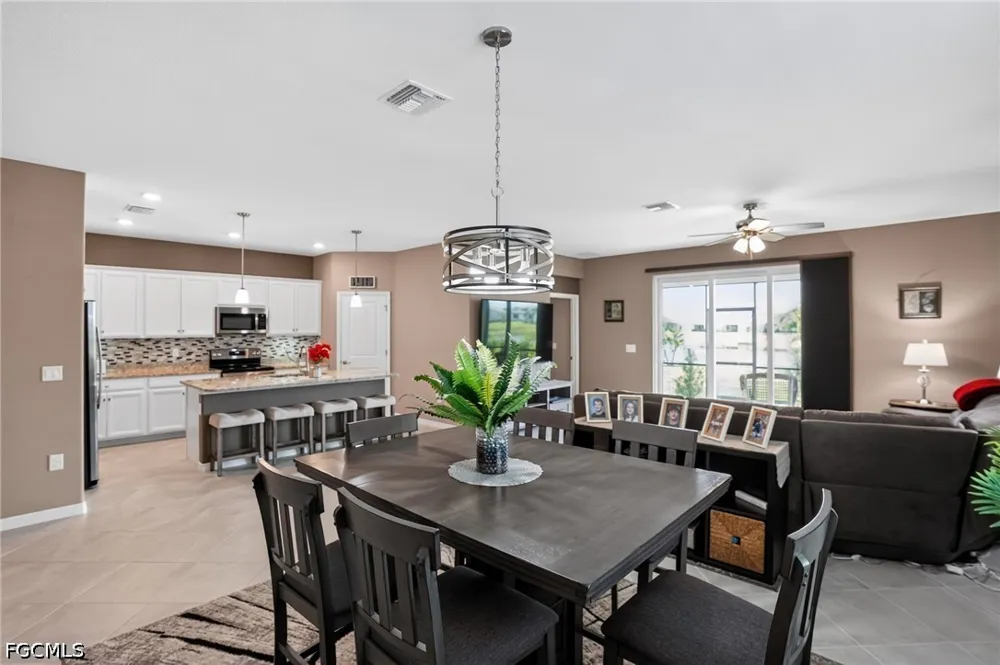 E Hampton Circle Alva, FL 33920