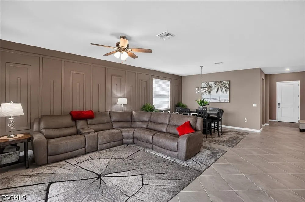 E Hampton Circle Alva, FL 33920