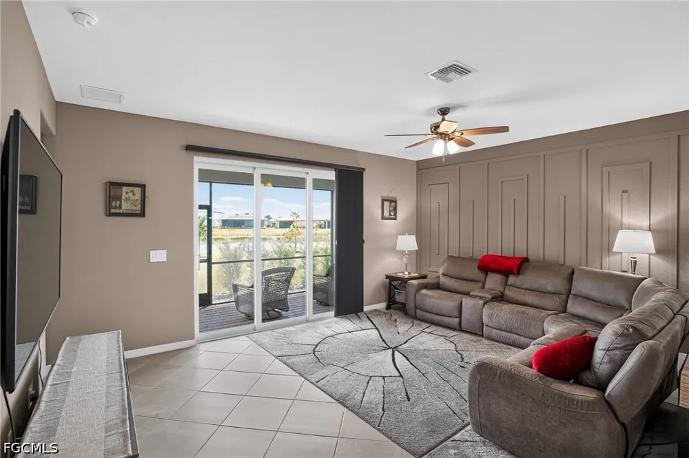 E Hampton Circle Alva, FL 33920