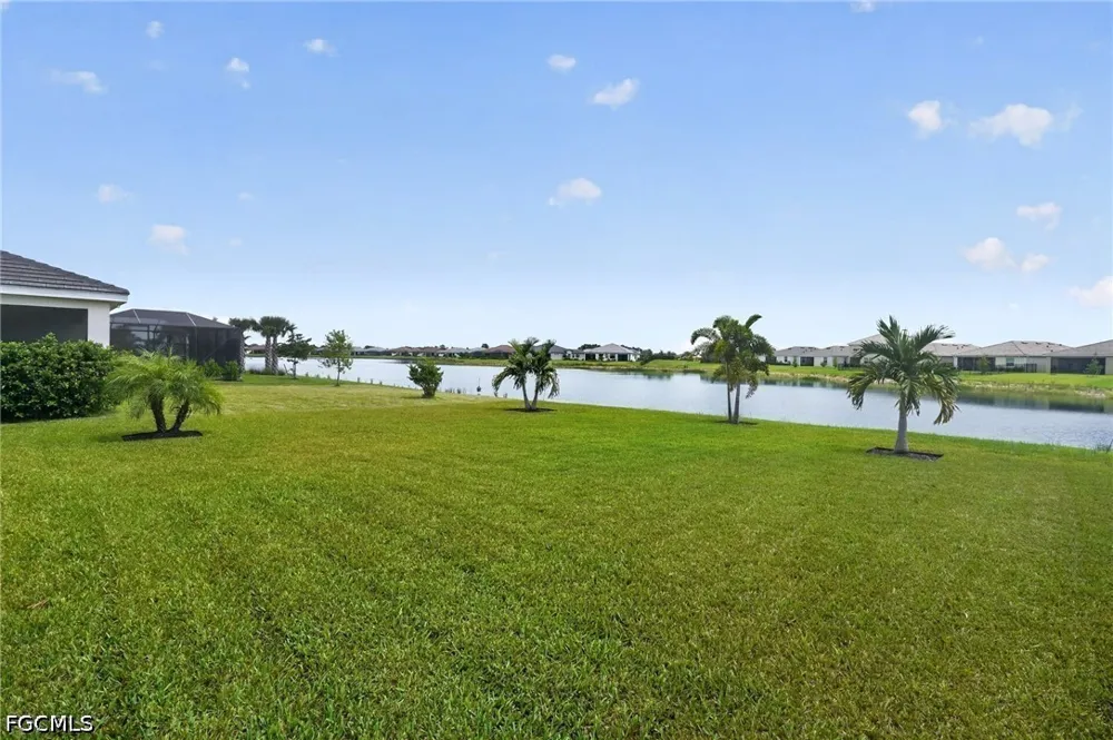 E Hampton Circle Alva, FL 33920