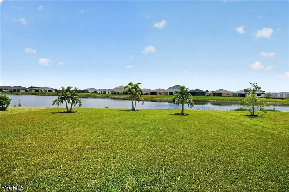 E Hampton Circle Alva, FL 33920