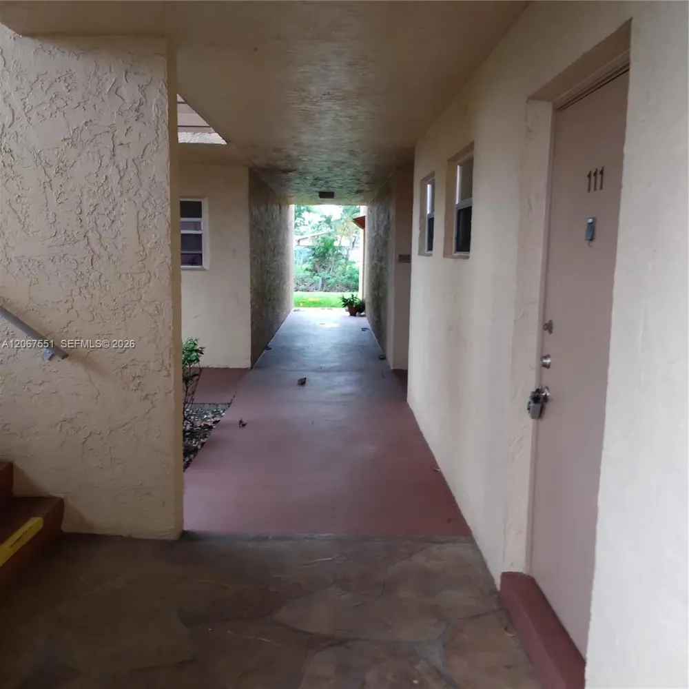 6870 Royal Palm Blvd #111M Margate, FL 33063