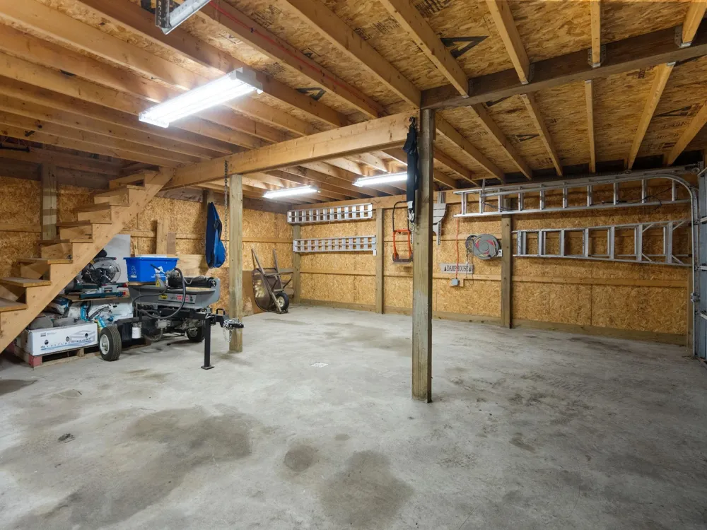 9556 SW Long Lake Drive Springfield Township, MI 49633