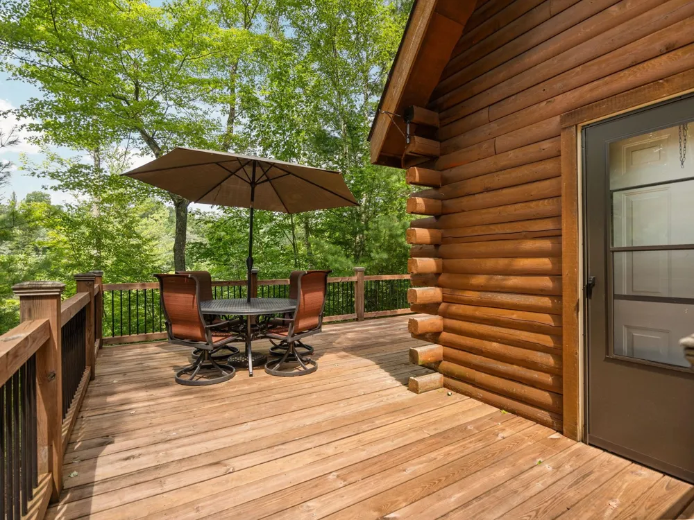 9556 SW Long Lake Drive Springfield Township, MI 49633
