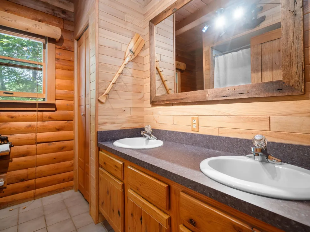 9556 SW Long Lake Drive Springfield Township, MI 49633