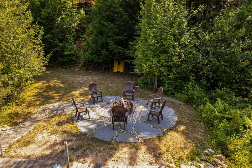 9556 SW Long Lake Drive Springfield Township, MI 49633