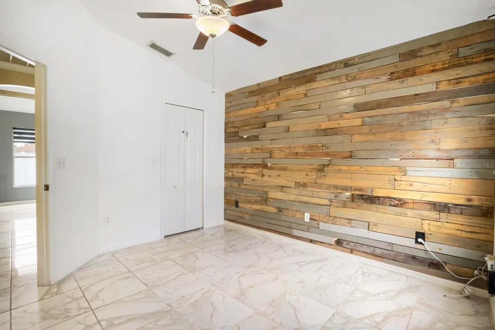701 PERIWINKLE POINTE PLACE Seffner, FL 33584