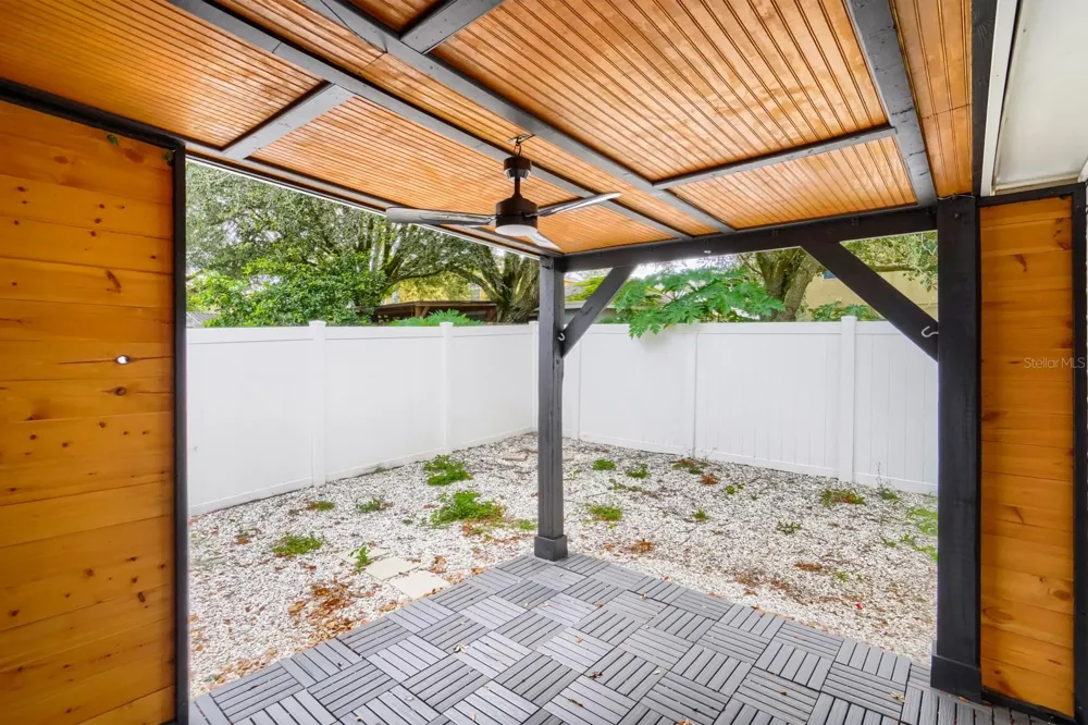 701 PERIWINKLE POINTE PLACE Seffner, FL 33584