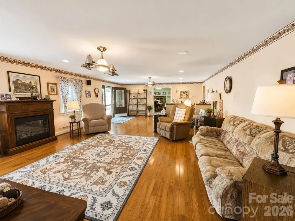 907 Sikes Mill Road Monroe, NC 28110
