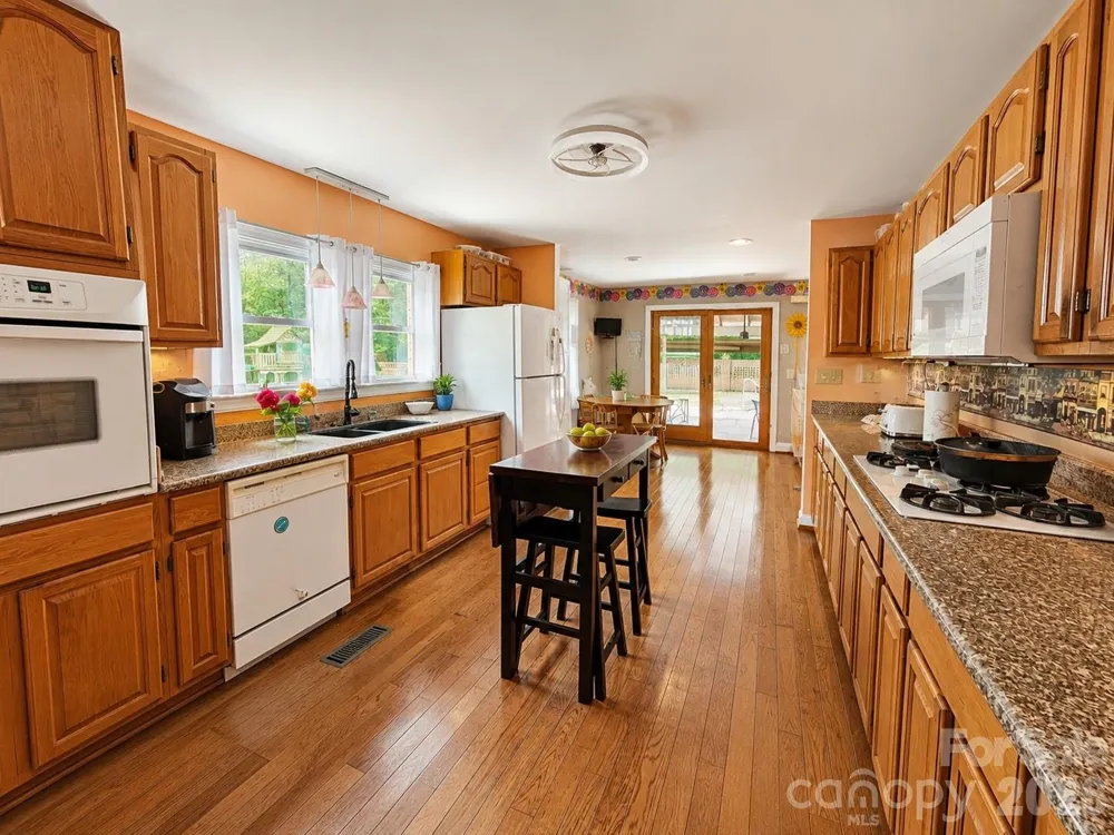 907 Sikes Mill Road Monroe, NC 28110