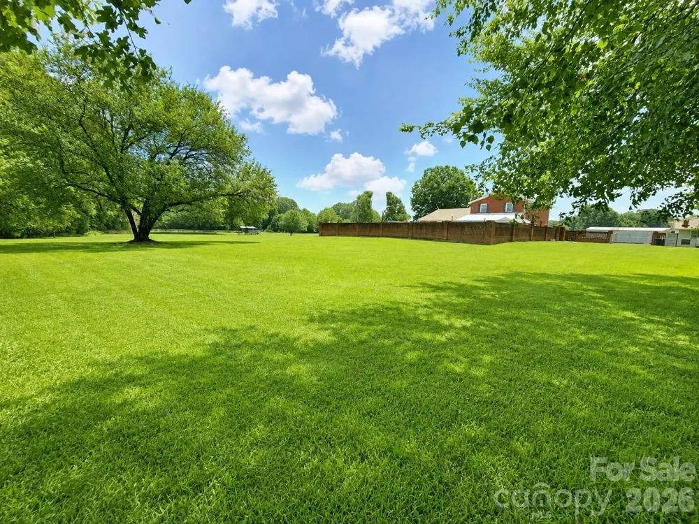 907 Sikes Mill Road Monroe, NC 28110