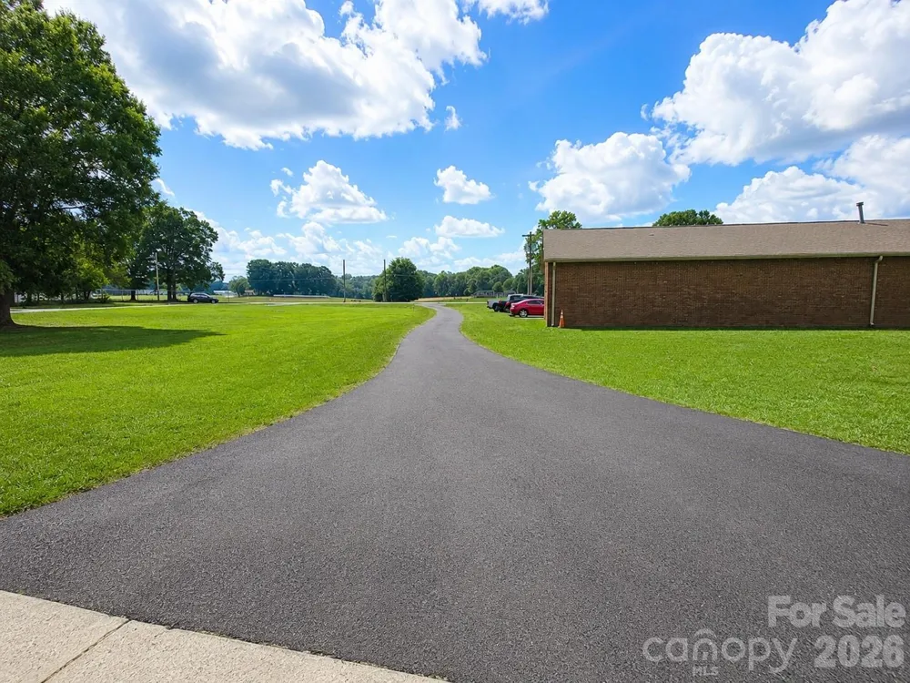 907 Sikes Mill Road Monroe, NC 28110