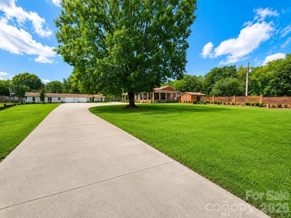 907 Sikes Mill Road Monroe, NC 28110