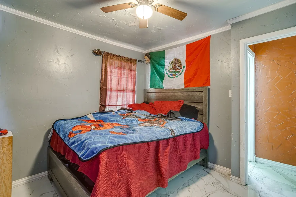 702 Lombardy Lane Arlington, TX 76013