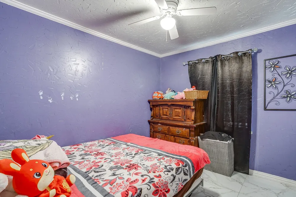 702 Lombardy Lane Arlington, TX 76013