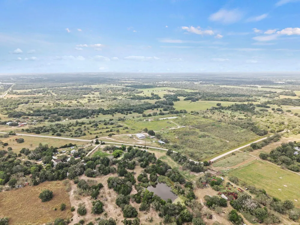 600 County Road 504 Flatonia, TX 78941